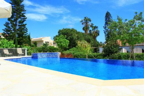 Coral Blue Bay Villa