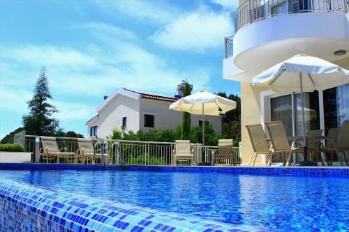 Coral Blue Bay Villa