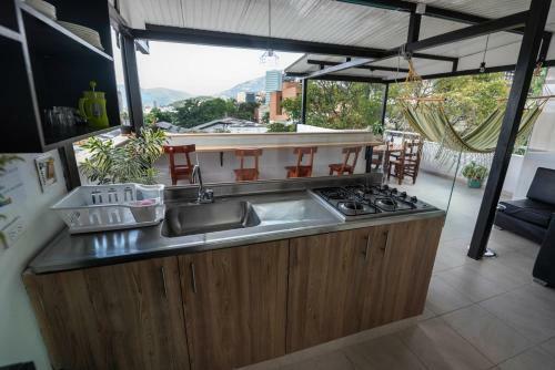 Bed & Breakfast Guest House Poblado-manila