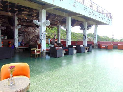 El Mirador Hostel Club Social