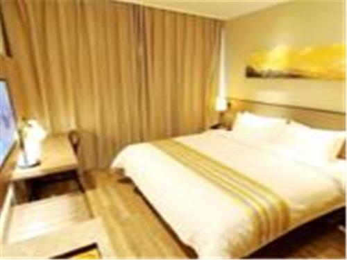 Hotel Home Inn Ji'nan Bayi Overpass