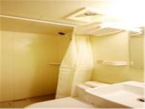 Hotel Home Inn Ji'nan Bayi Overpass