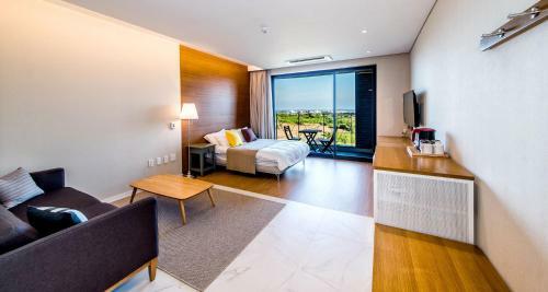 Hotel Lucid M