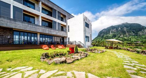 Hotel Lucid M
