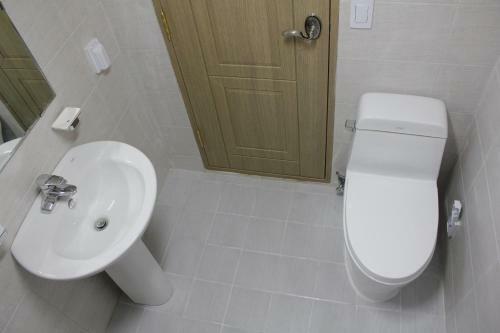 Hostal Jiwoljang Guesthouse