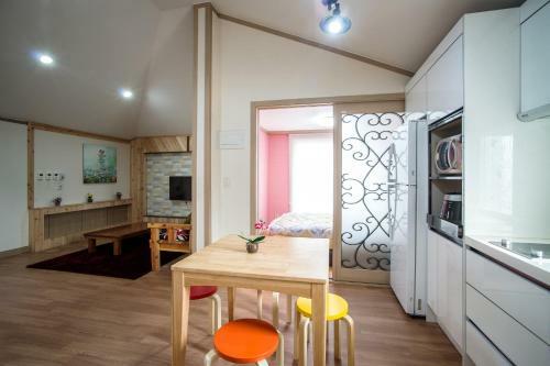 Jeju Olleh House