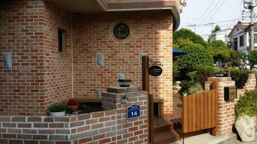 Hostal Tongyeong Episode Guesthouse