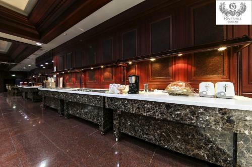 Gunsan River Hill Tourist Hotel