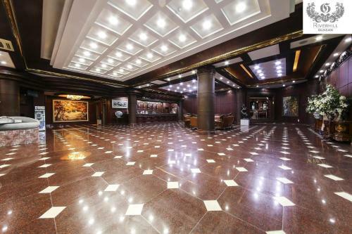 Gunsan River Hill Tourist Hotel
