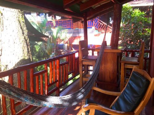 Hostal Tico Adventure Lodge