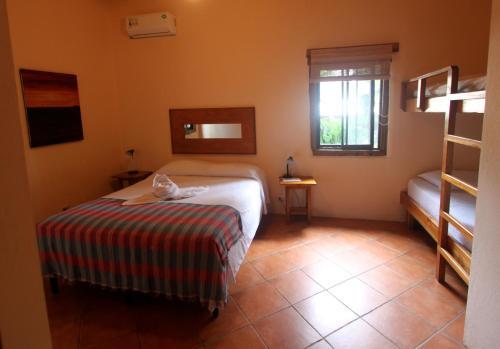 Hostal Tico Adventure Lodge