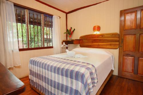 Hostal Tico Adventure Lodge