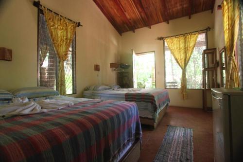 Hostal Tico Adventure Lodge