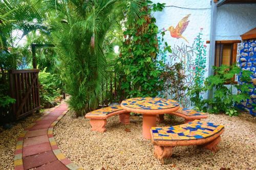 Hostal Tico Adventure Lodge