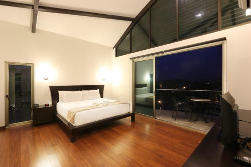 Hotel Sky Penthouses At Oceano