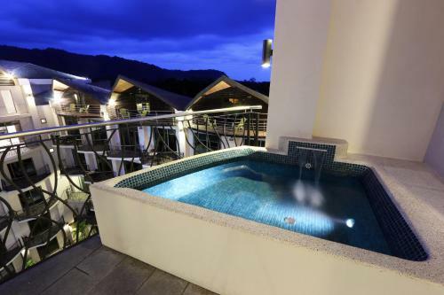 Hotel Sky Penthouses At Oceano