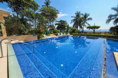 Apartamento Ocean Terrace, Beachfront- A505