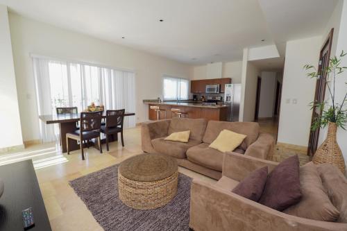 Apartamento Ocean Terrace, Beachfront- A505