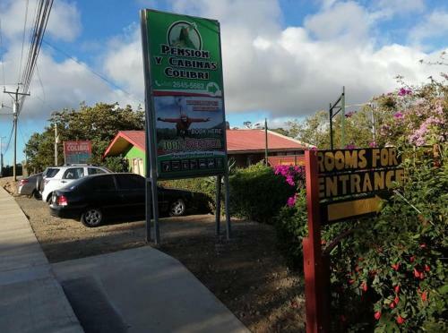 Hostal Pensi�n Y Cabinas Colibr�
