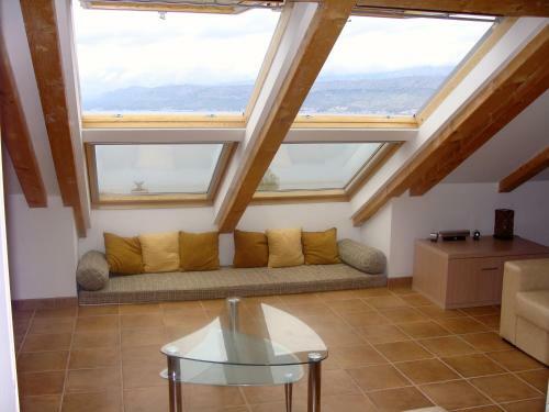 Molo Lozna Apartments