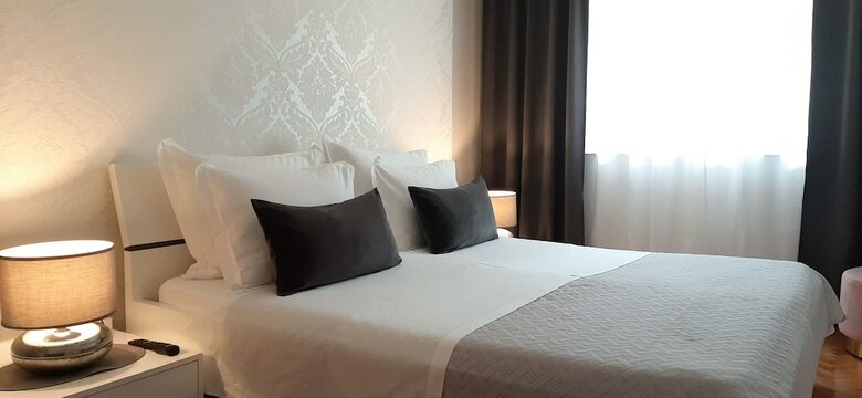 Hostal Guesthouse ?ivljak