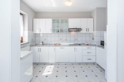 Apartments Alenka