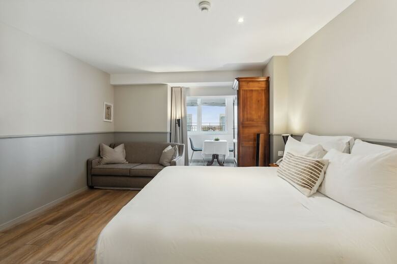 Hotel La Nouvelle Couronne