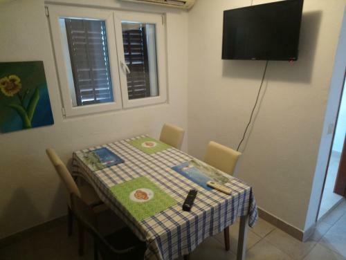 Apartamentos Anita, Kor?ula