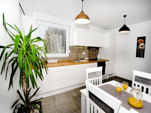 Apartments Juraj
