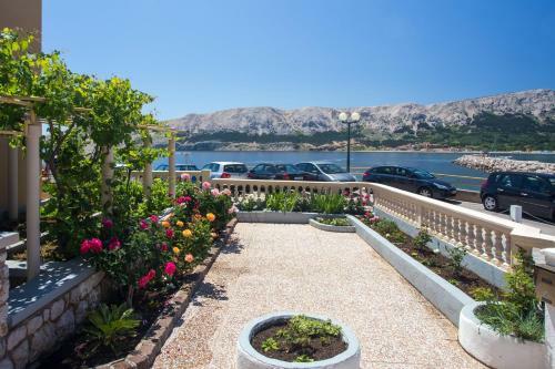Hostal Guest House Villa Baska