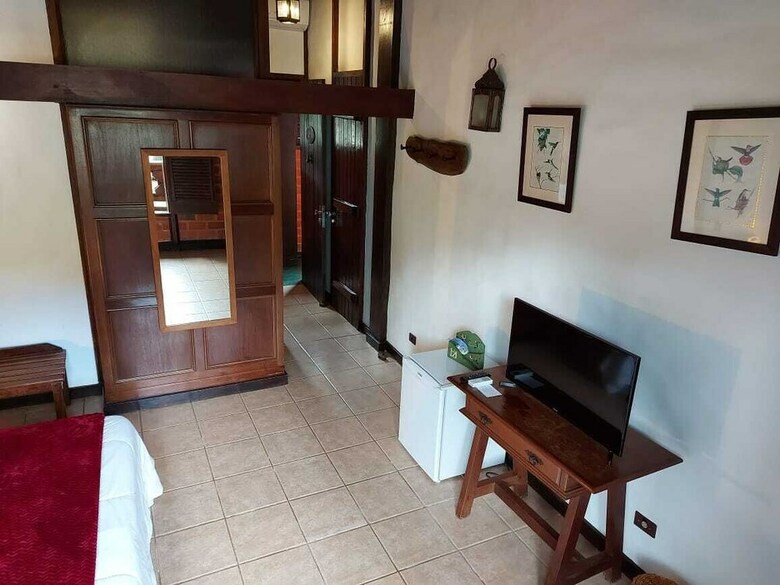 Hostal Pousada Pedra Azul