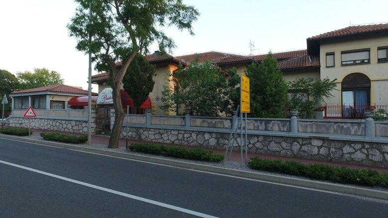 Hotel Ru?a