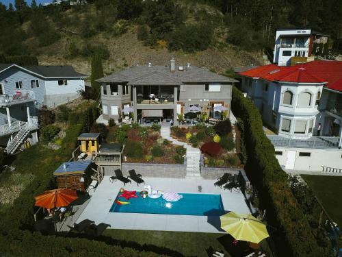 Apothic Boutique B&B