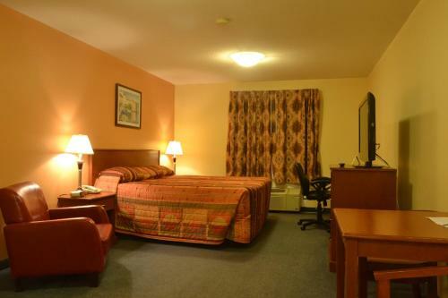 Hotel Aurora Park Inn & Suites