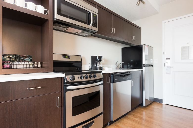 Hotel Towneplace Suites By Marriott Edmonton South