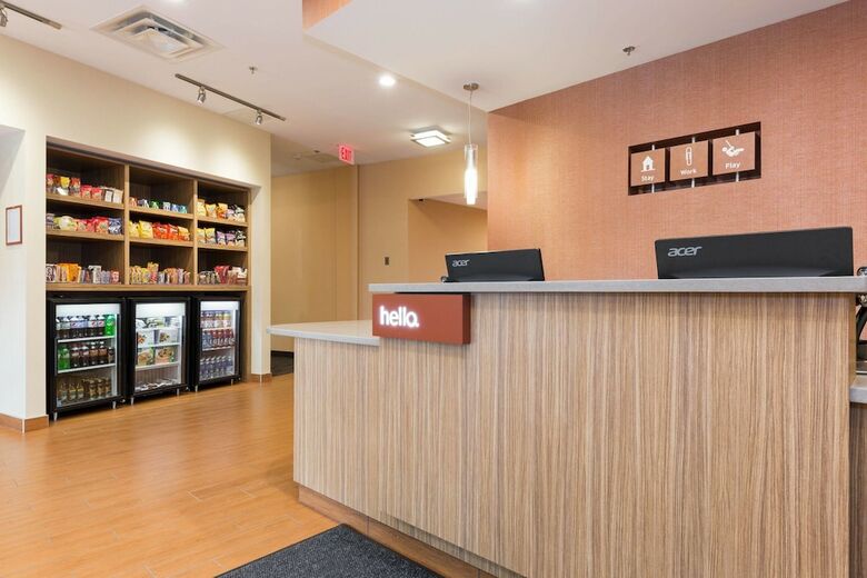 Hotel Towneplace Suites By Marriott Edmonton South