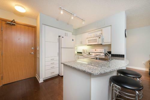 Apartamento Pelican Suites At North York