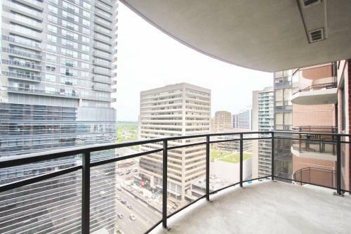 Apartamento Pelican Suites At North York