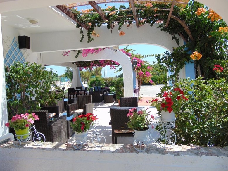 Hotel Nirvana Beach