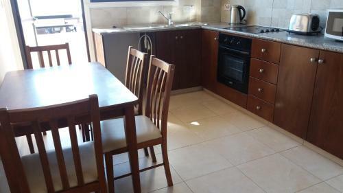Apartment 202 Maddritis Court