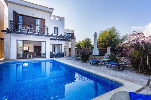 Villa Greko Mare Front Line