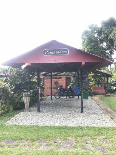 Bed & Breakfast Finca Machangara