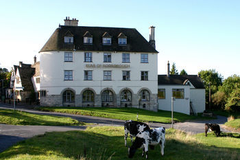 Hotel The Bear Of Rodborough