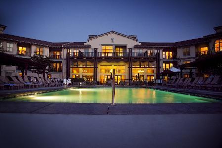 Hotel Walnut Beach Resort