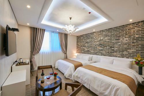 Gwangju Madrid Hotel