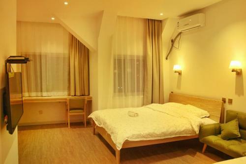 Dandong Bless House International Youth Hostel