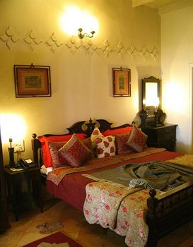 Hotel Welcomheritage Ranjits Svaasa