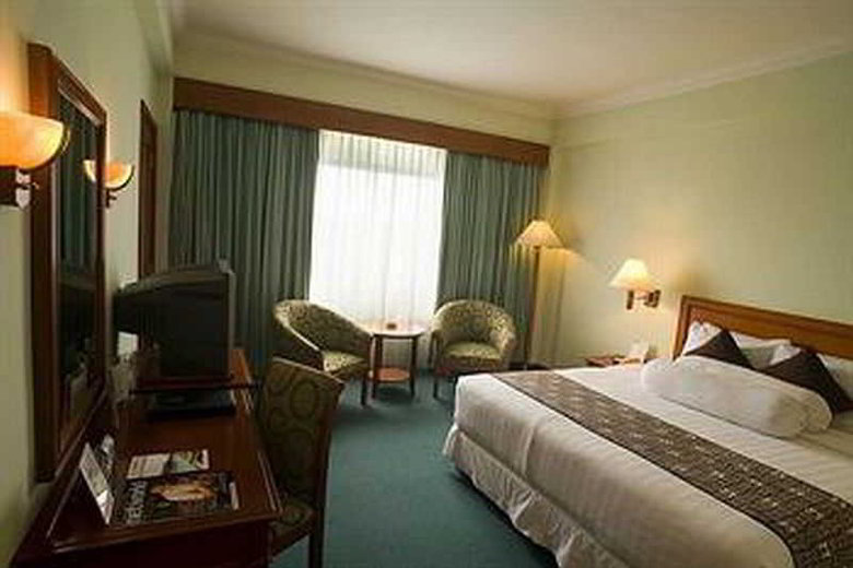 The Sunan Hotel Solo
