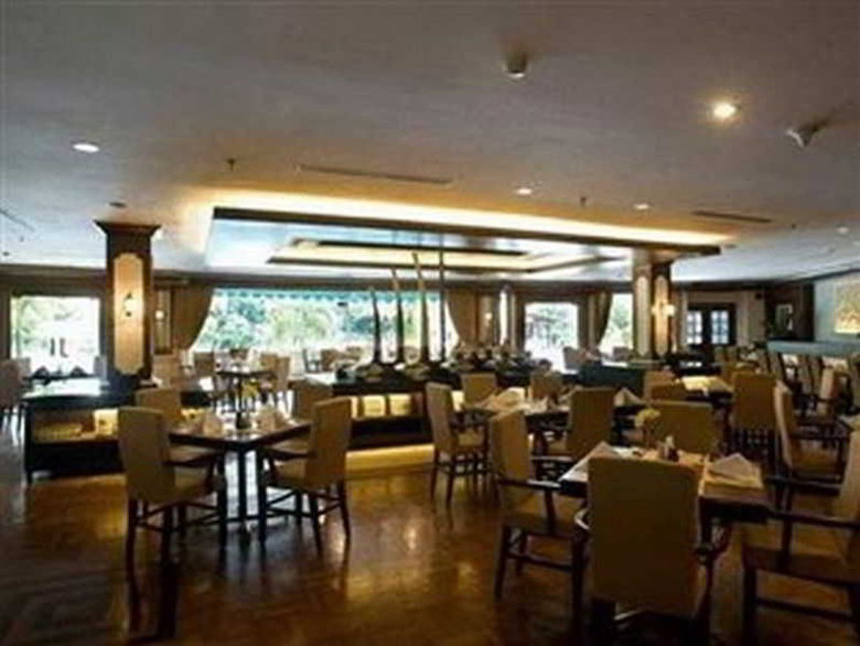 The Sunan Hotel Solo