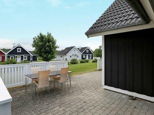 Three-bedroom Holiday Home In Vejby 12